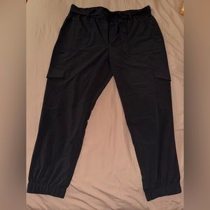 Black banana republic joggers with pockets. New with tags. XL